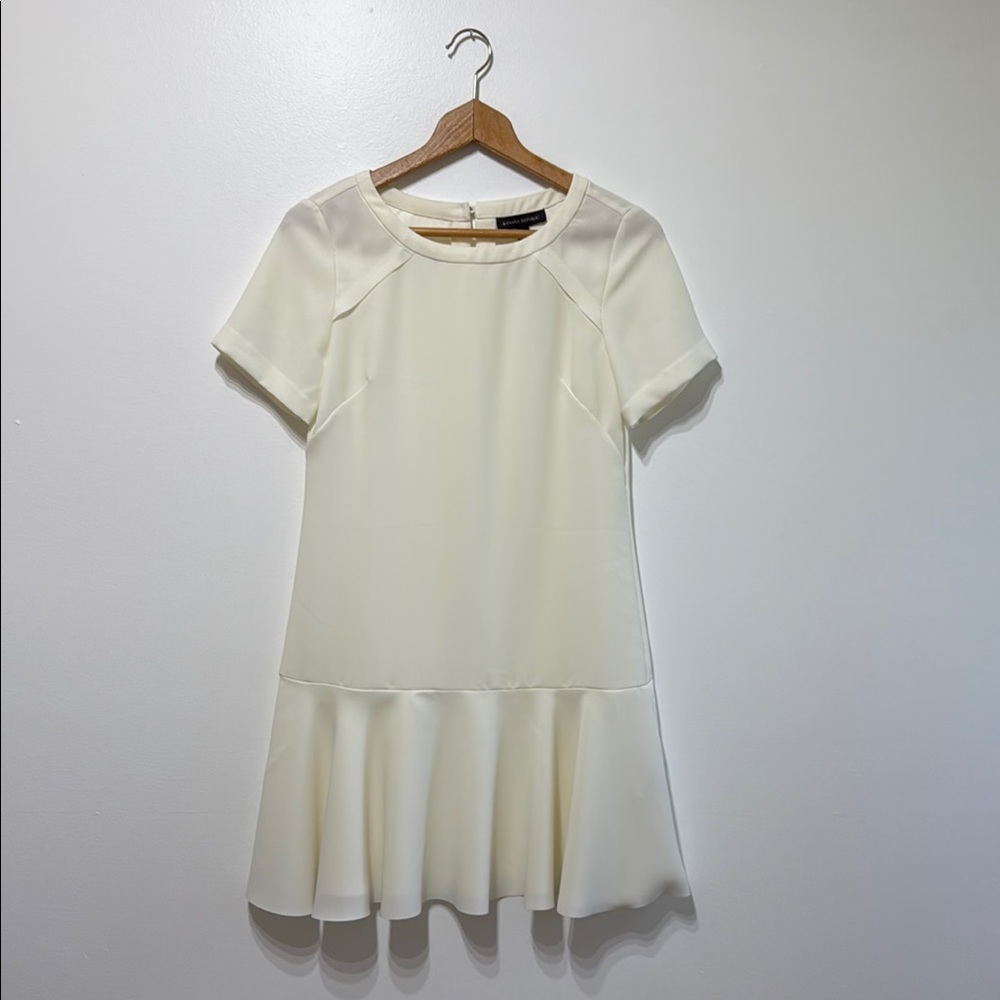 Banana Republic‎ Ivory Cream Drop Waist Ruffle Hem Shift Dress Short Sleeve 2